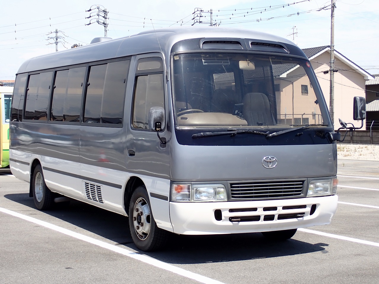 TOYOTA Coaster