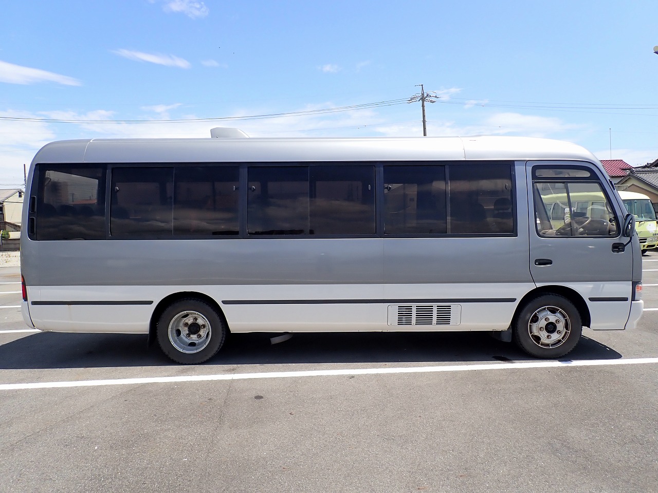 TOYOTA Coaster