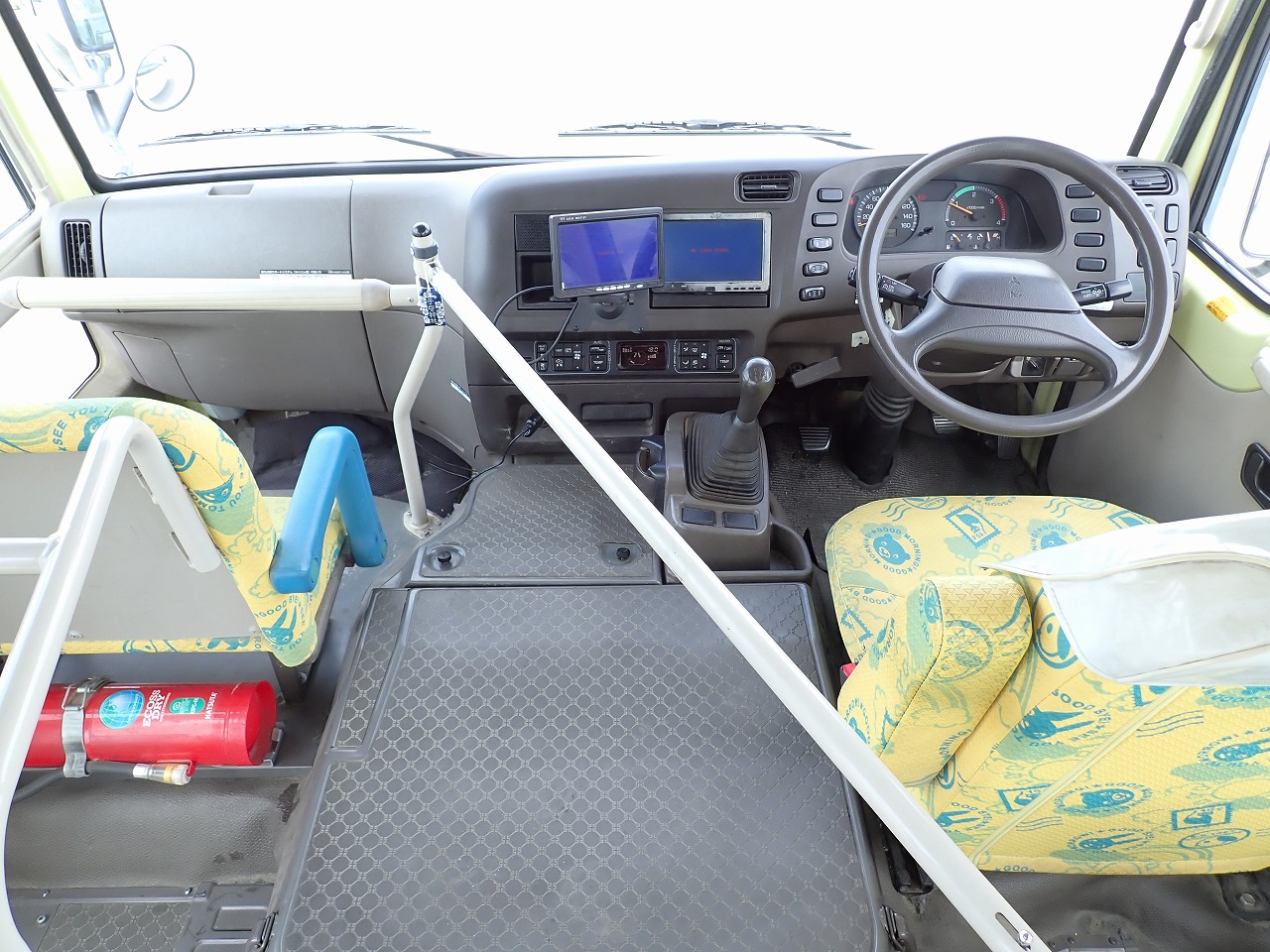MITSUBISHI Rosa