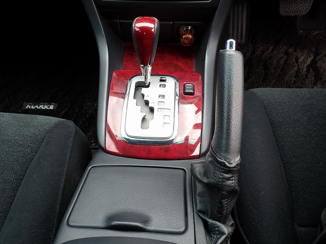 TOYOTA Mark II