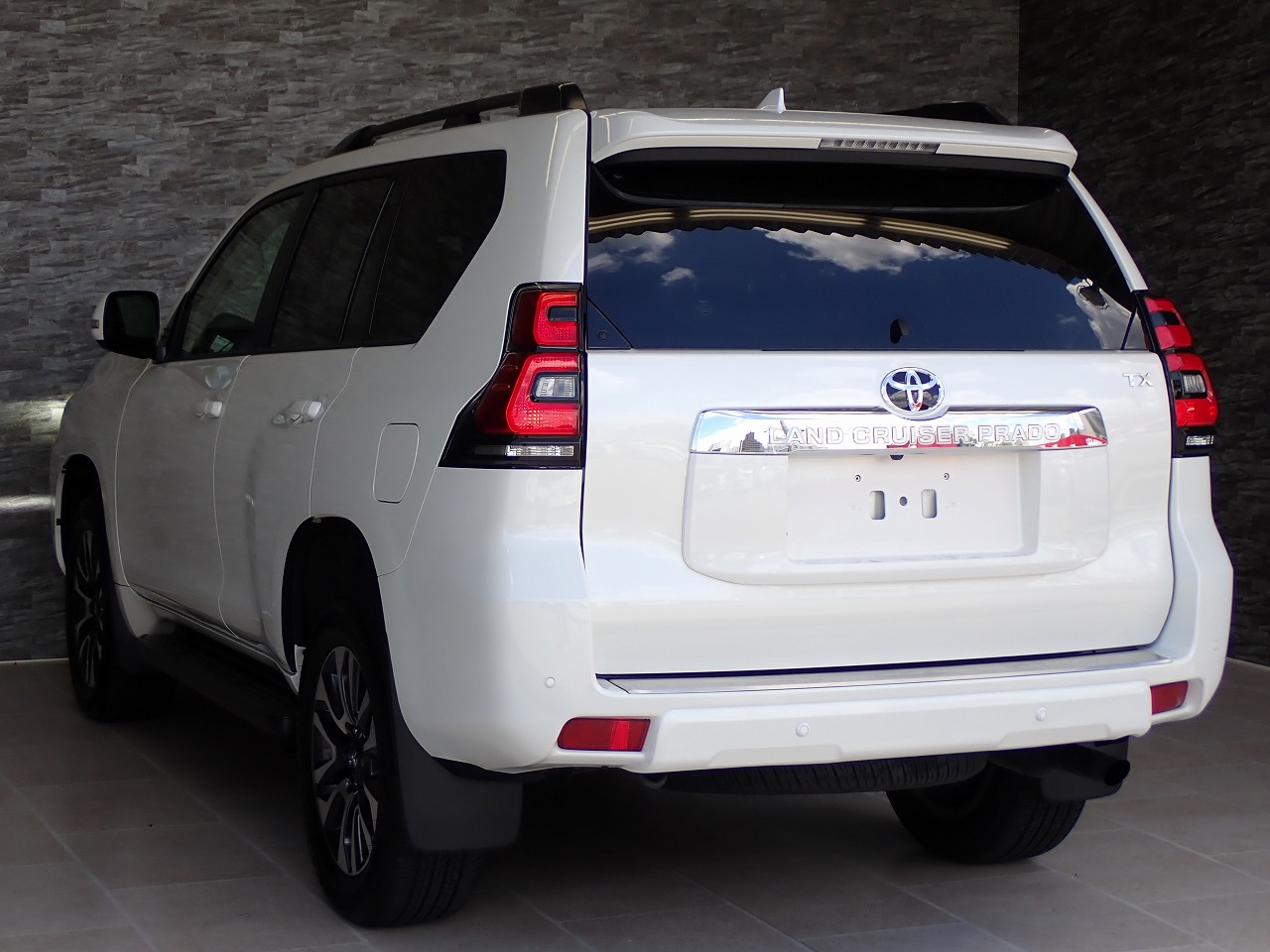TOYOTA Land Cruiser Prado