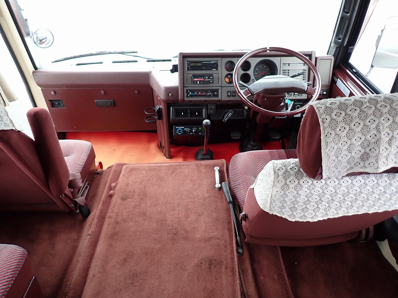NISSAN Civilian Bus