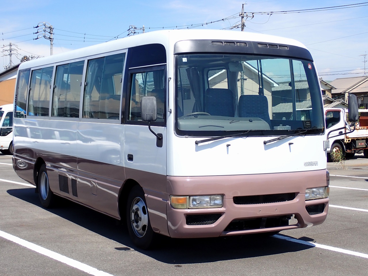 NISSAN Civilian Bus