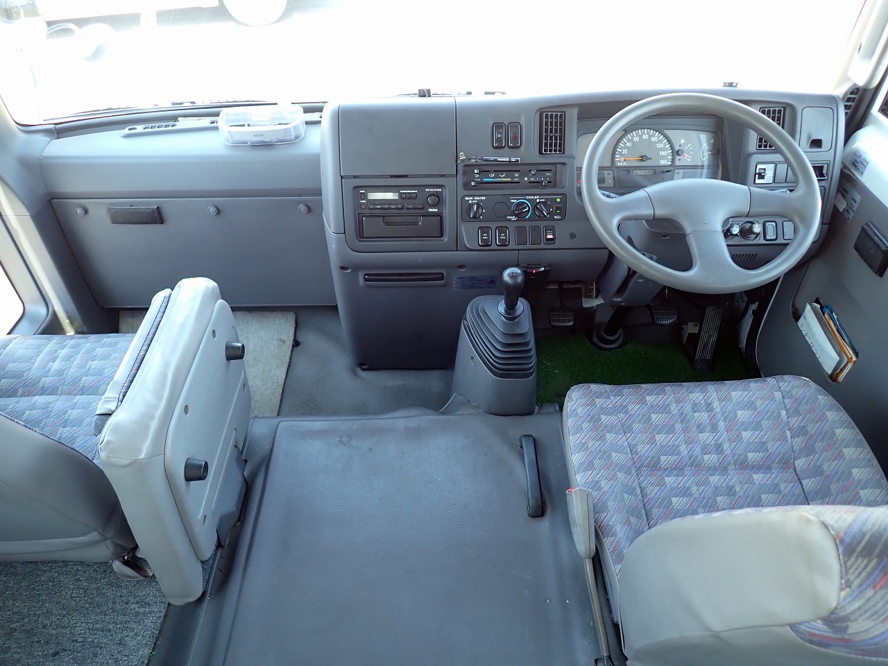 NISSAN Civilian Bus