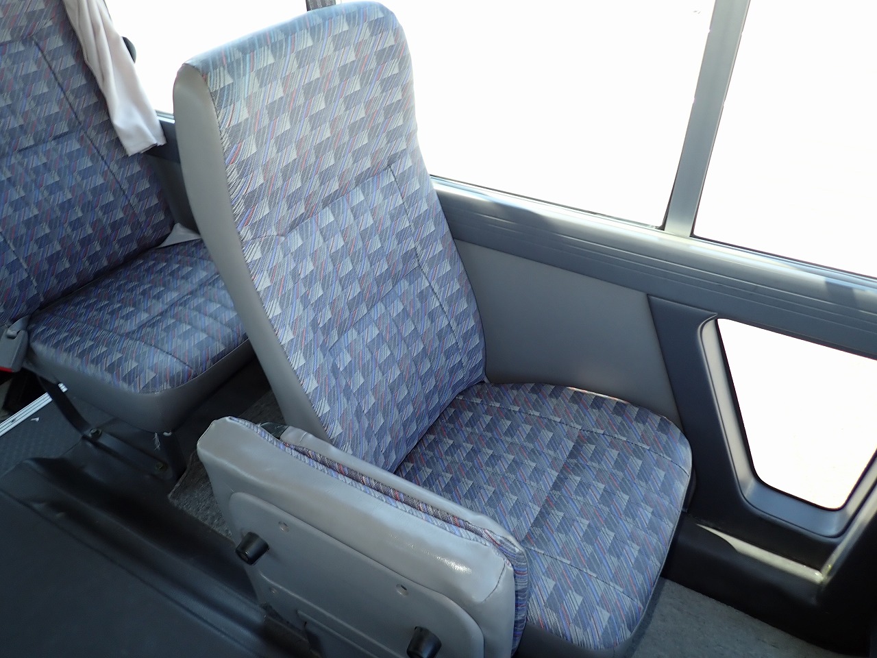 NISSAN Civilian Bus