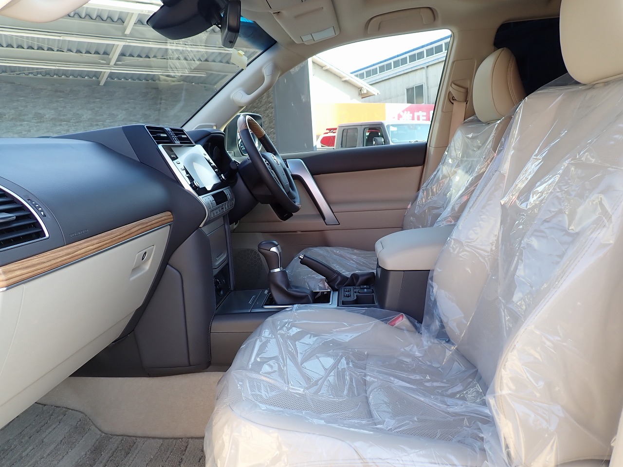 TOYOTA Land Cruiser Prado