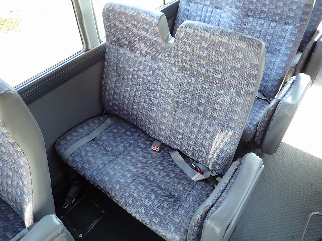 NISSAN Civilian Bus