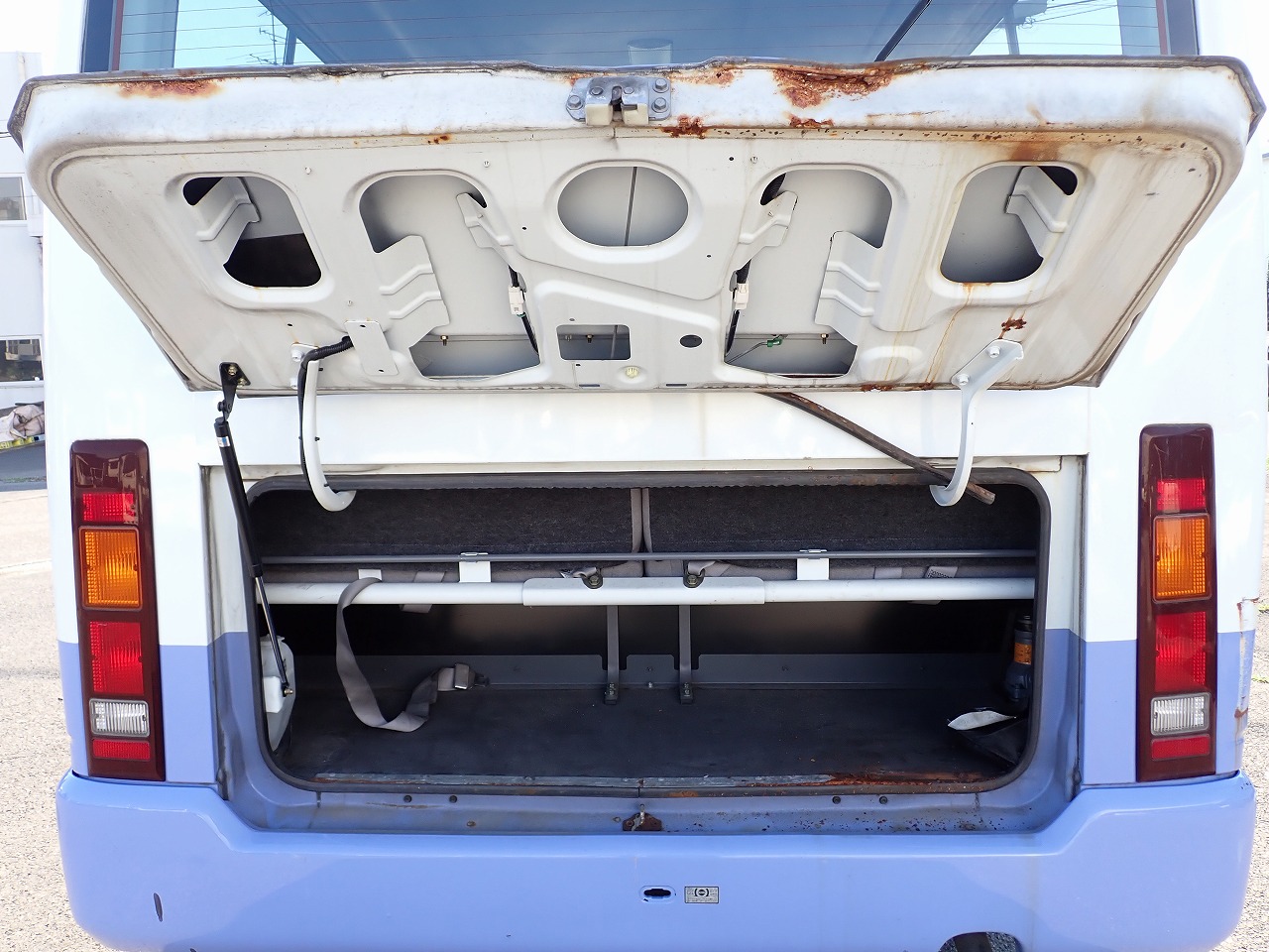 NISSAN Civilian Bus