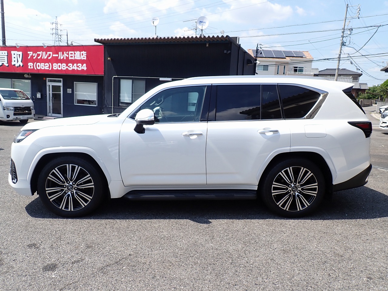 LEXUS LX