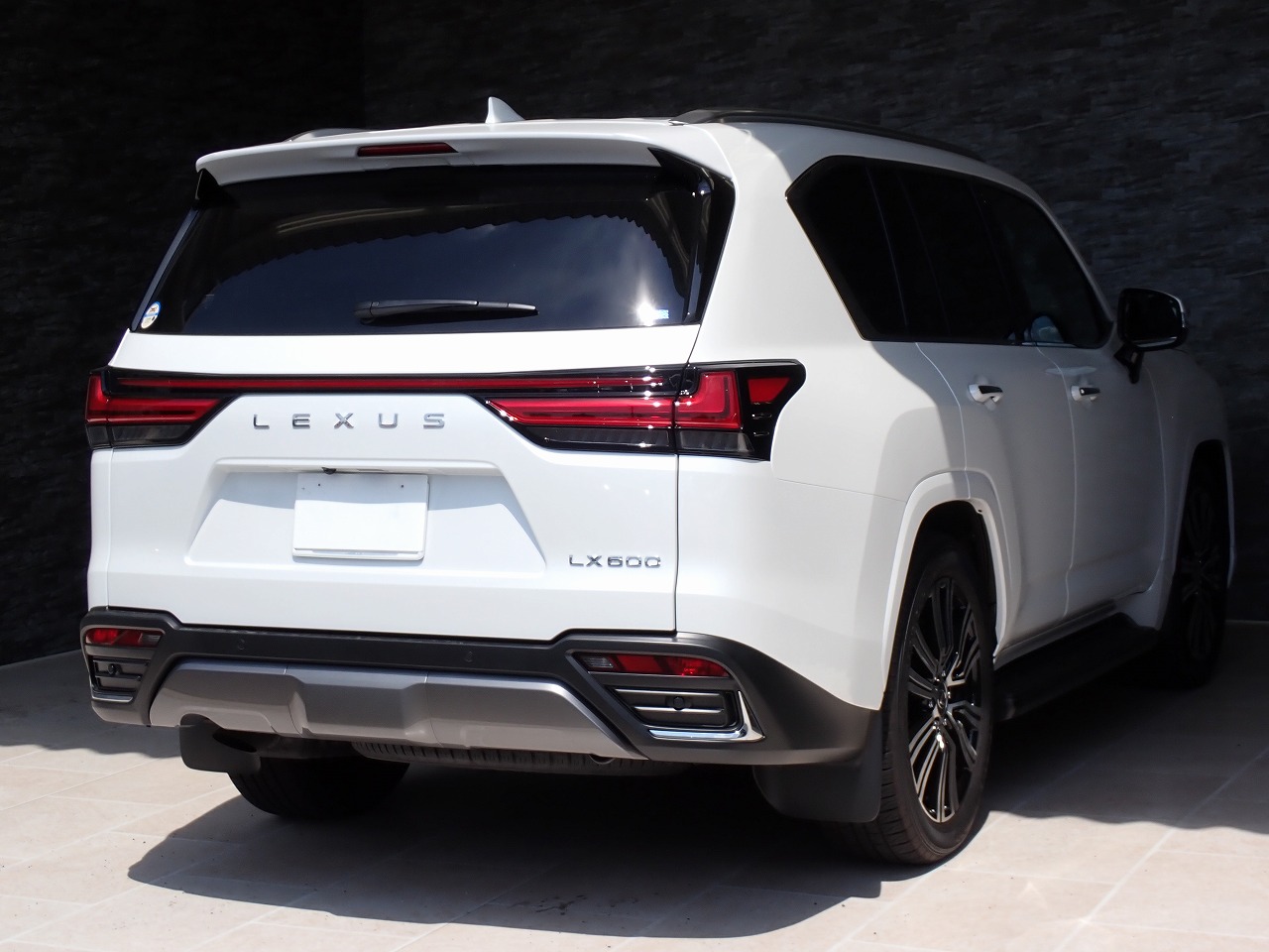 LEXUS LX
