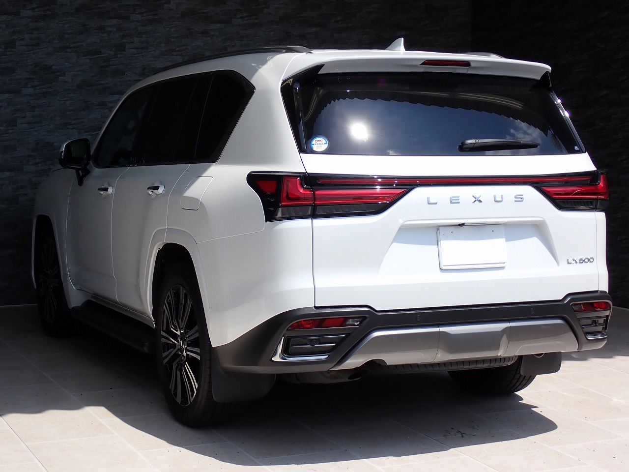 LEXUS LX