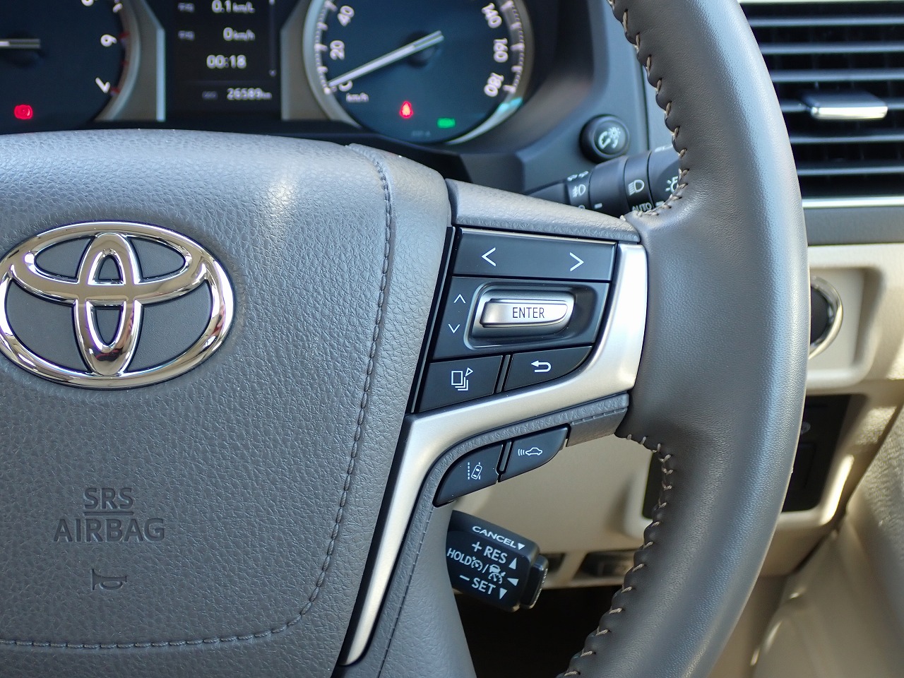 TOYOTA Land Cruiser Prado