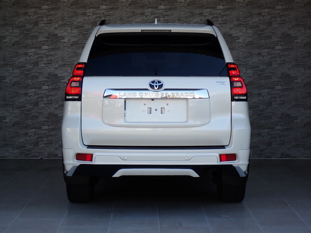 TOYOTA Land Cruiser Prado