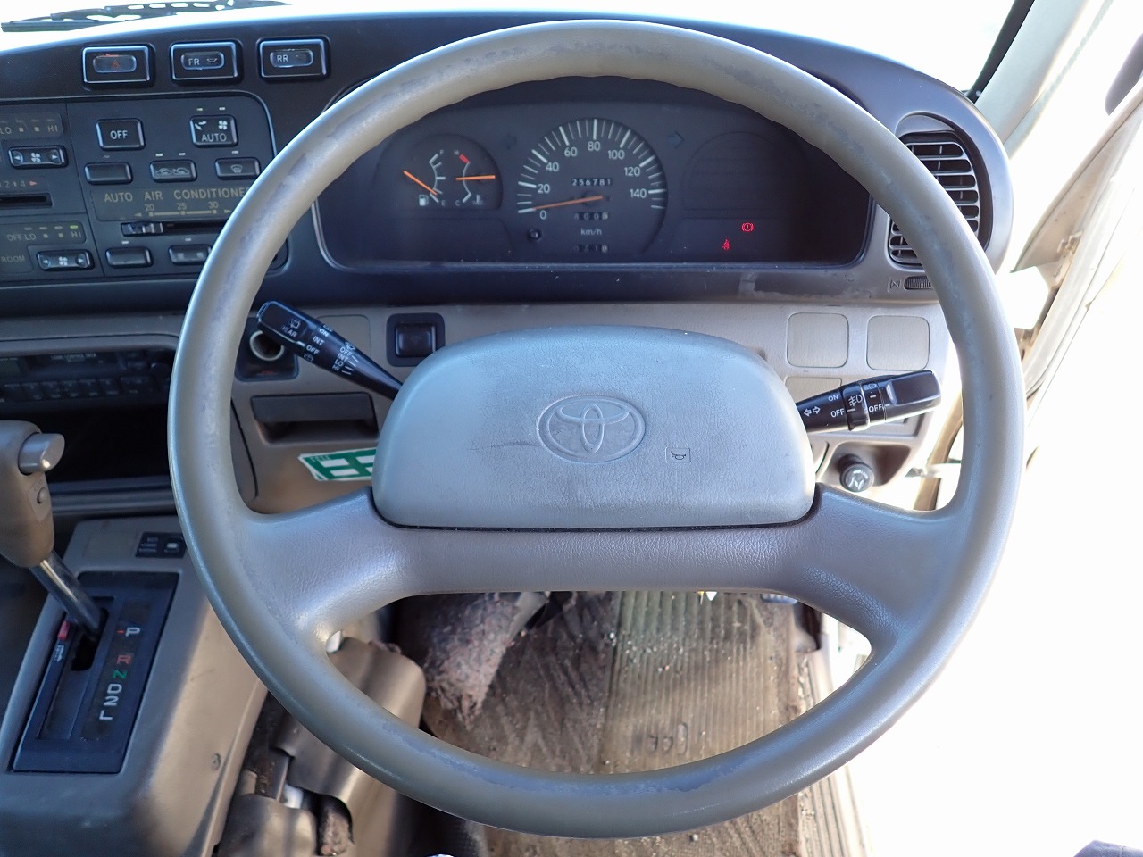 TOYOTA Coaster