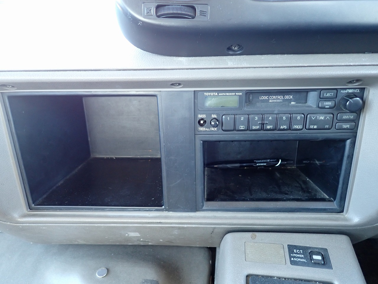 TOYOTA Coaster
