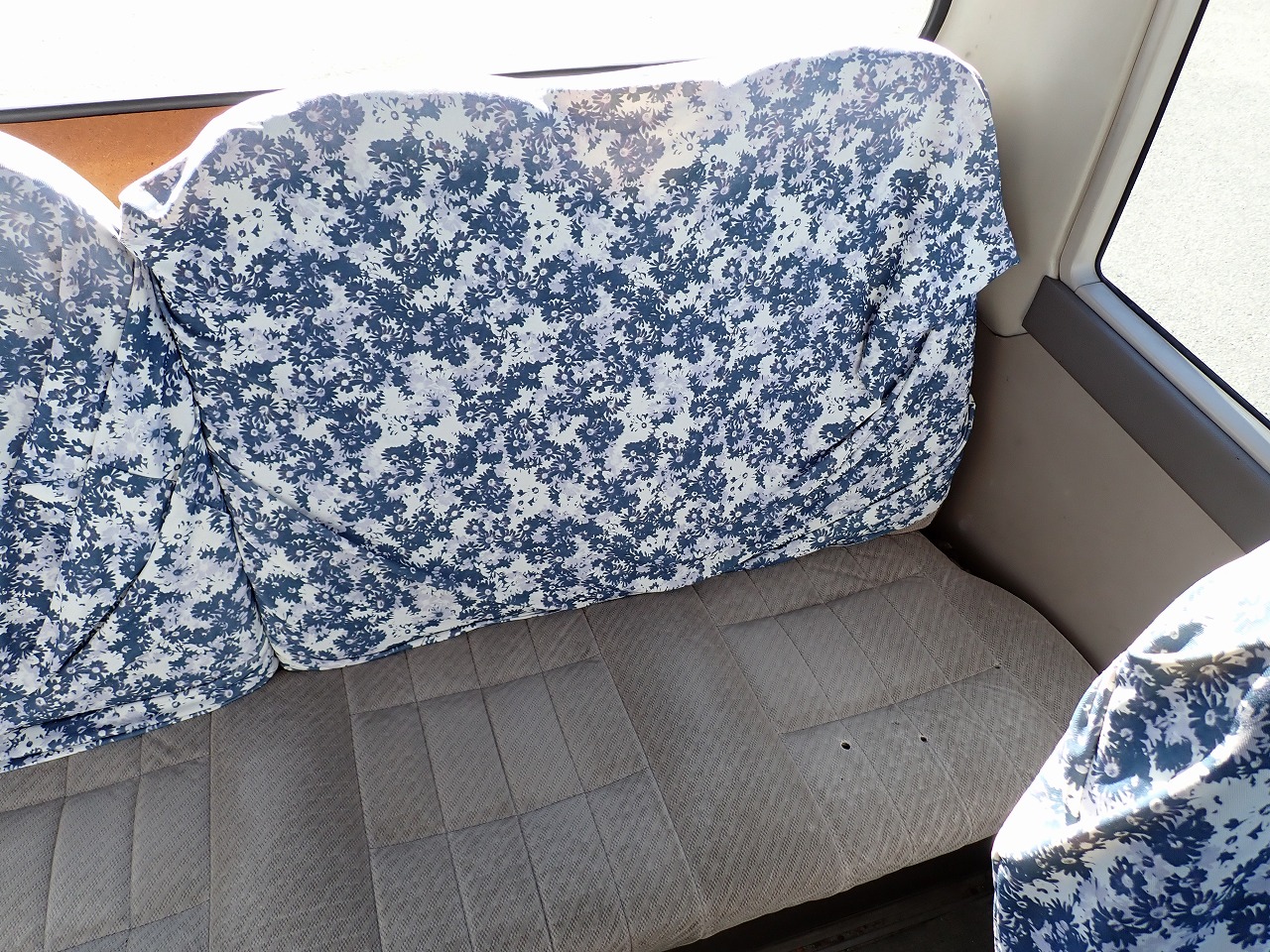 TOYOTA Coaster