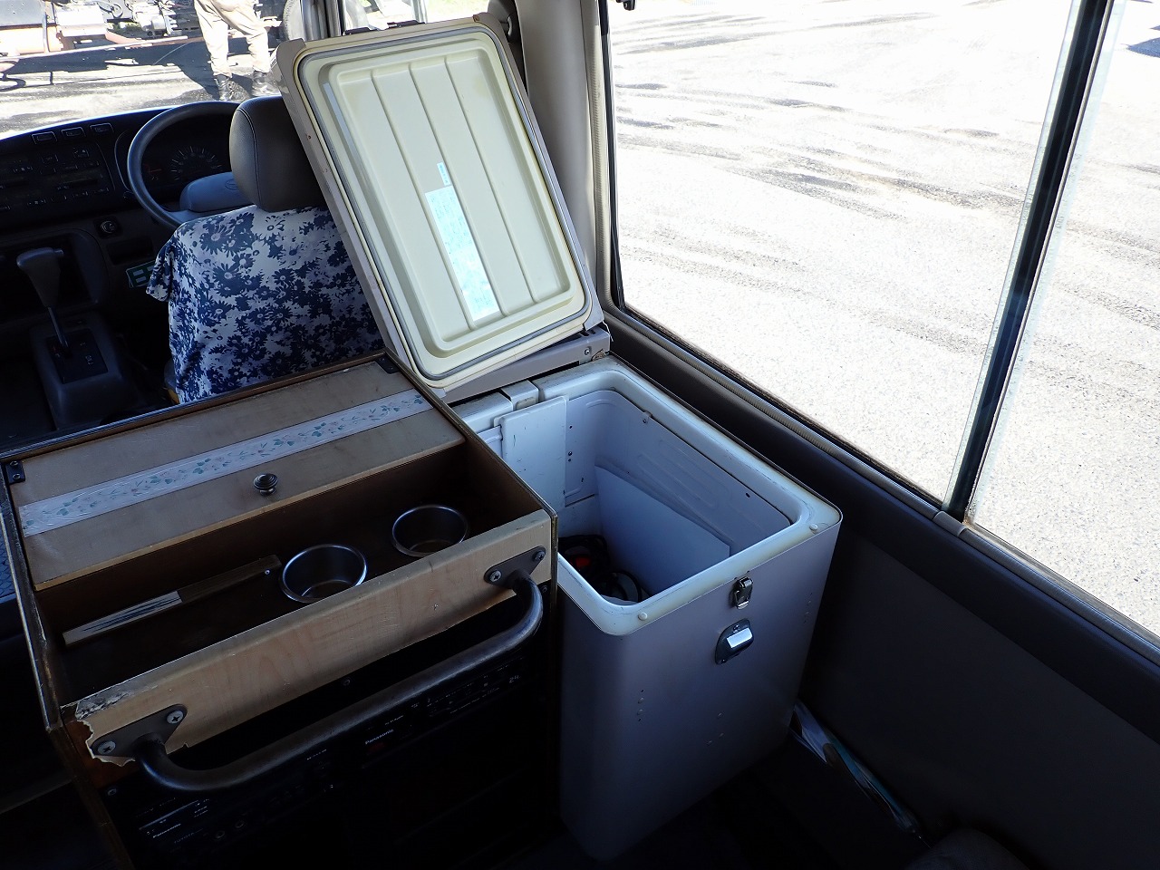 TOYOTA Coaster