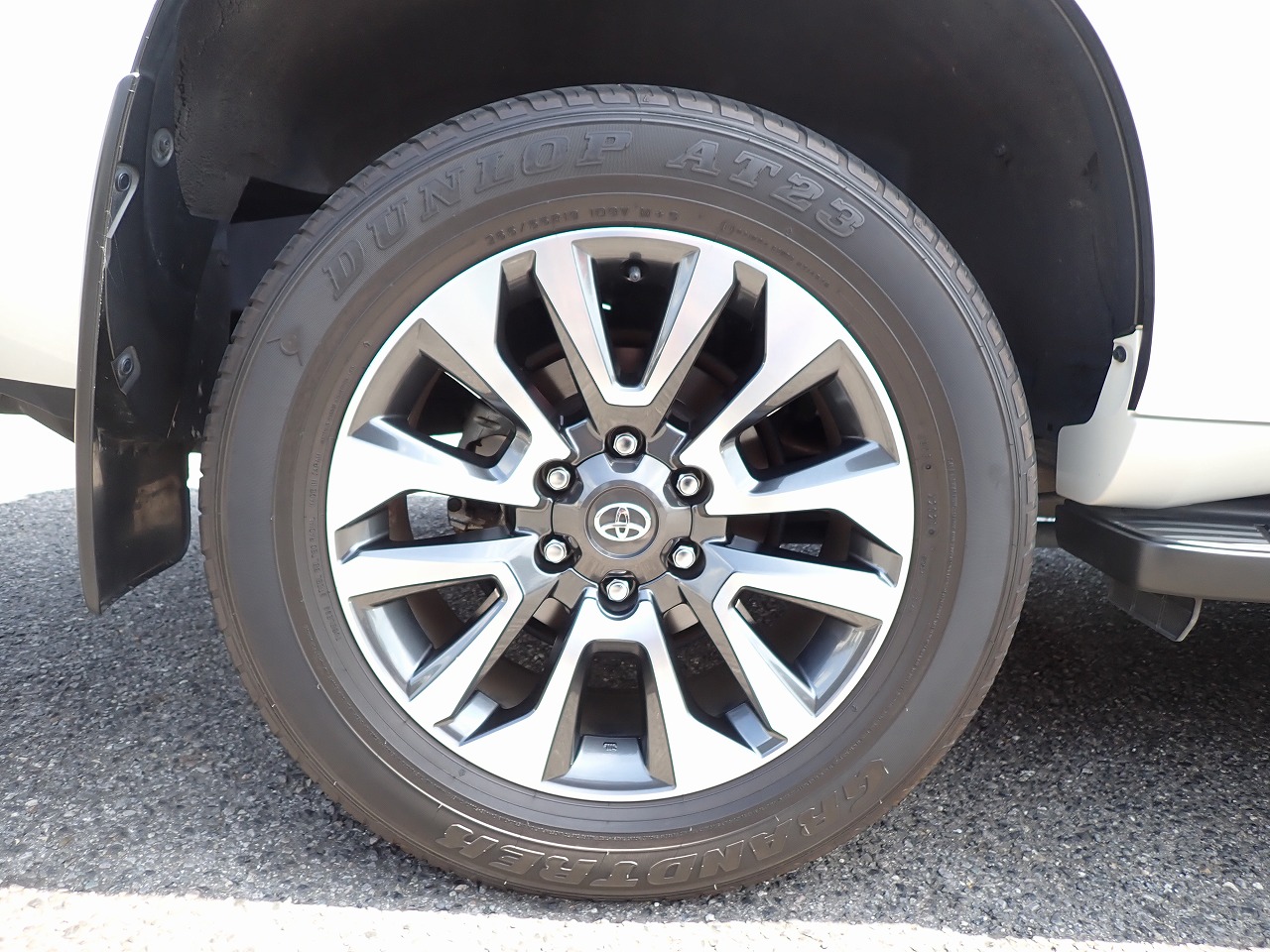 TOYOTA Land Cruiser Prado