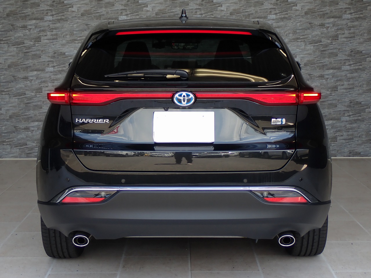 TOYOTA Harrier Hybrid