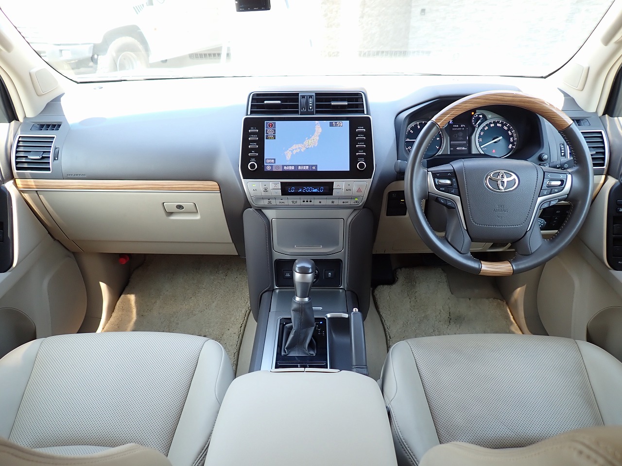TOYOTA Land Cruiser Prado