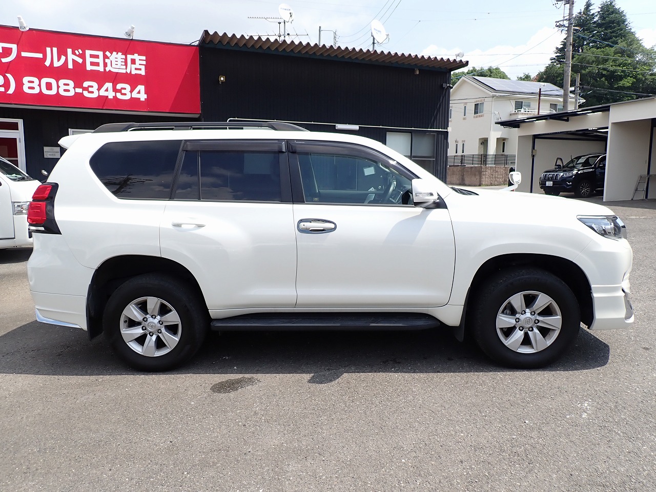 TOYOTA Land Cruiser Prado