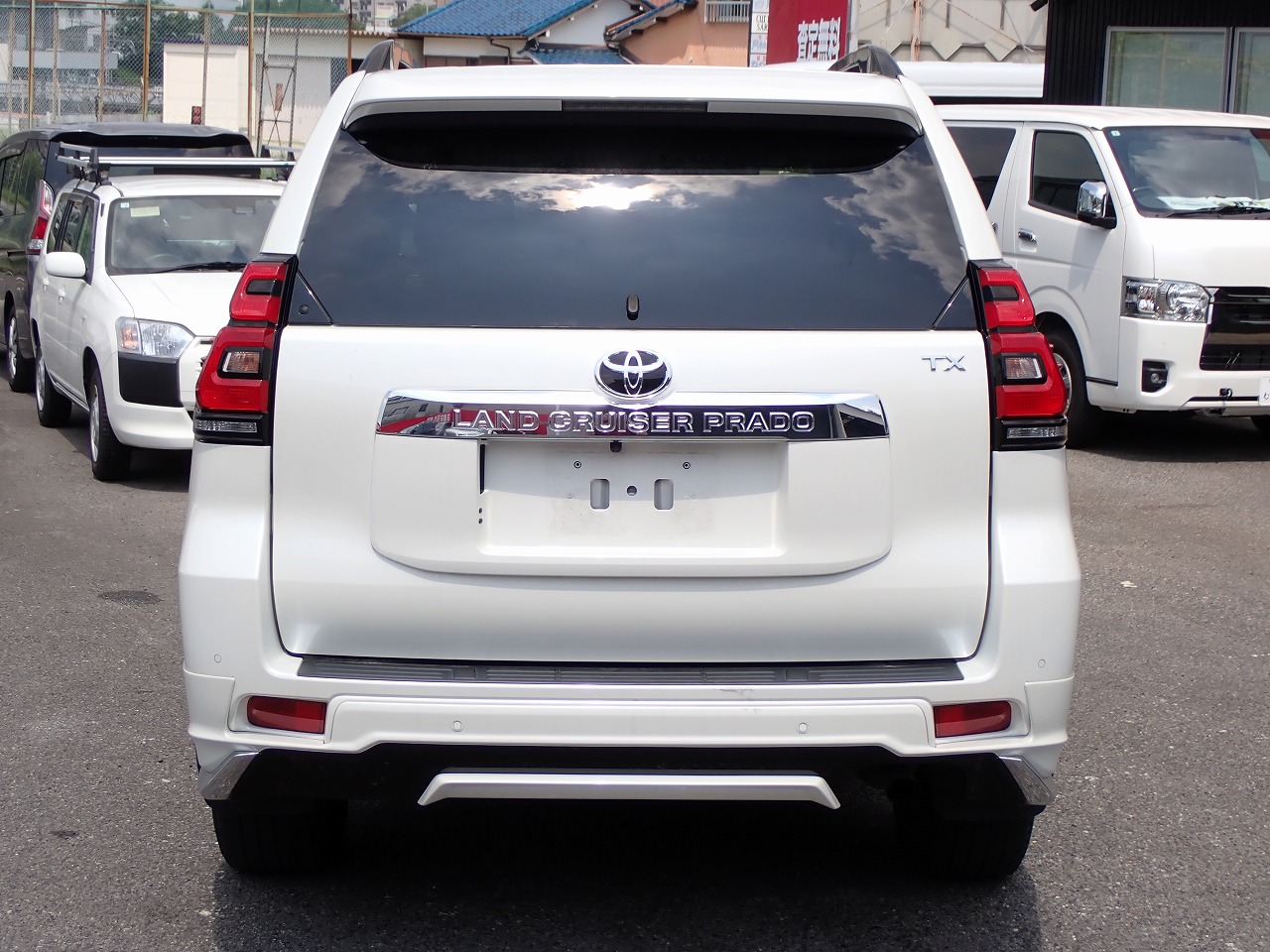 TOYOTA Land Cruiser Prado