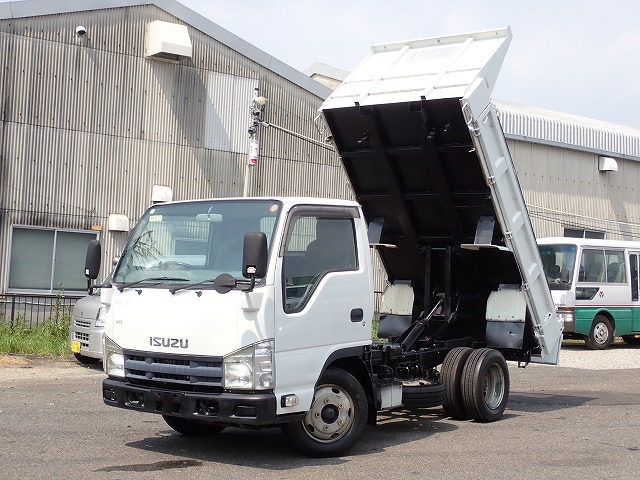 ISUZU Elf Truck