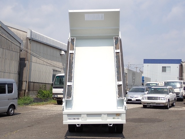 ISUZU Elf Truck