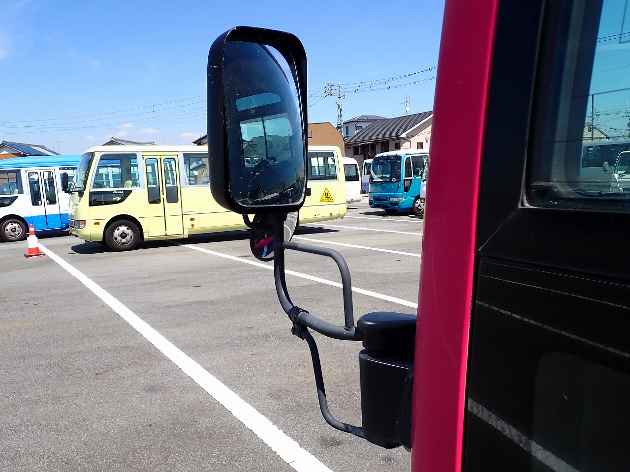 NISSAN Caravan Bus