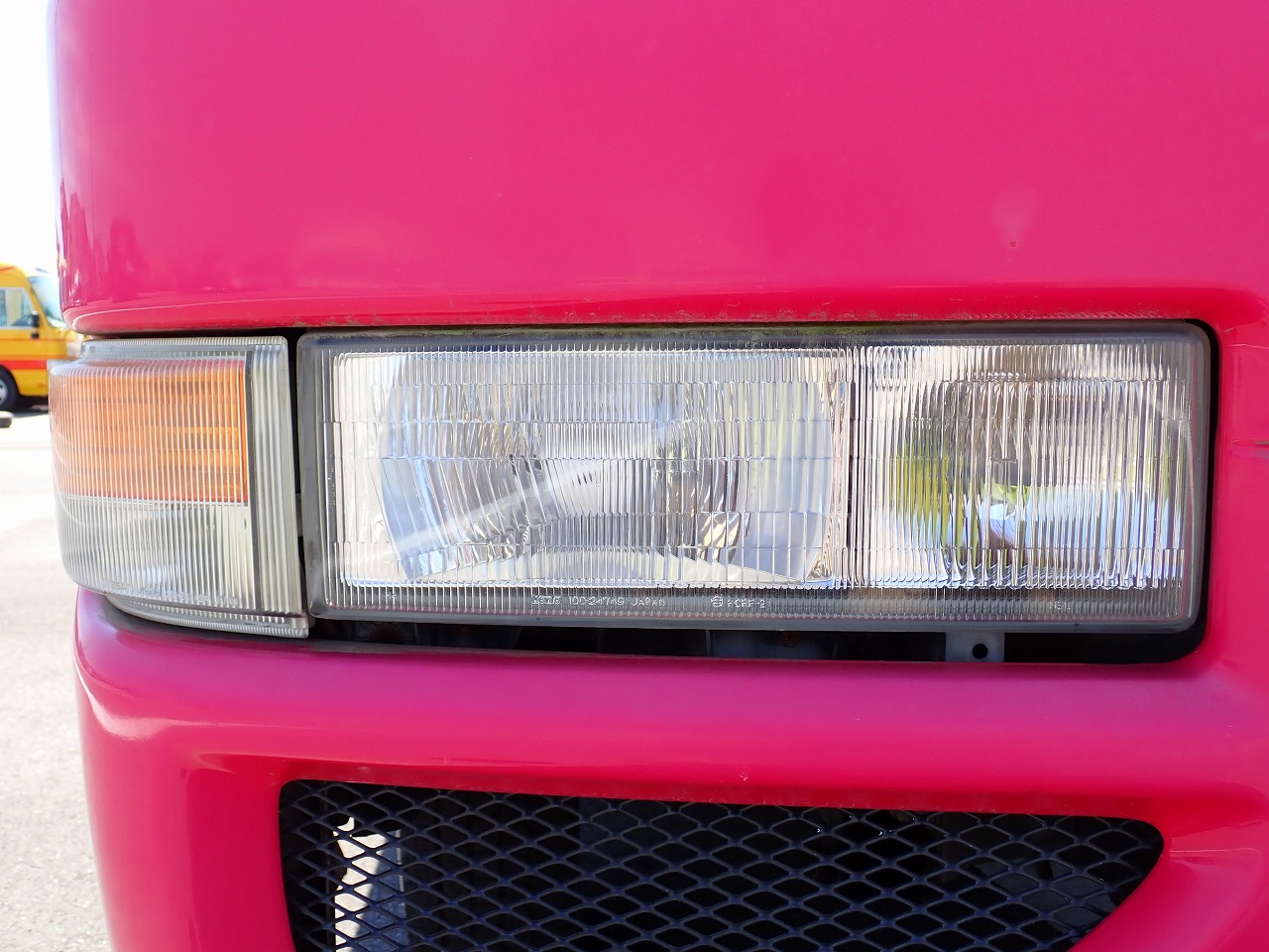 NISSAN Caravan Bus