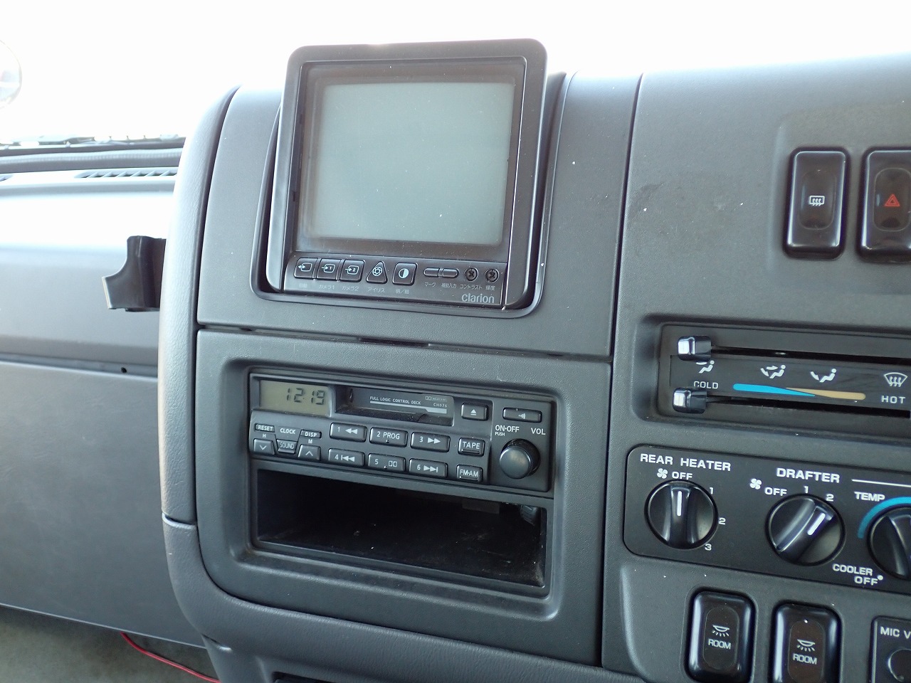 NISSAN Caravan Bus