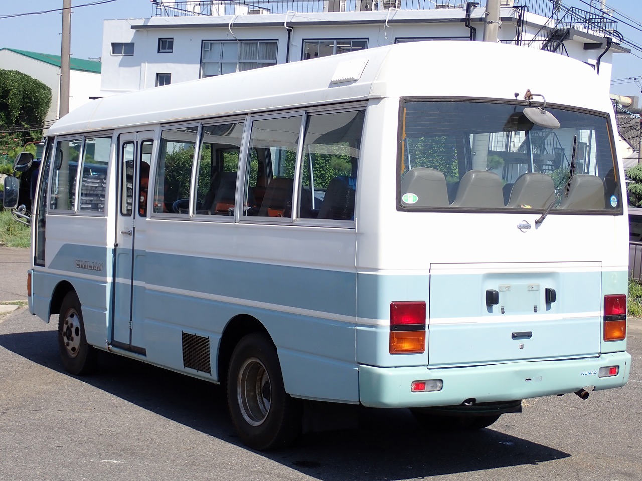 NISSAN Caravan Bus