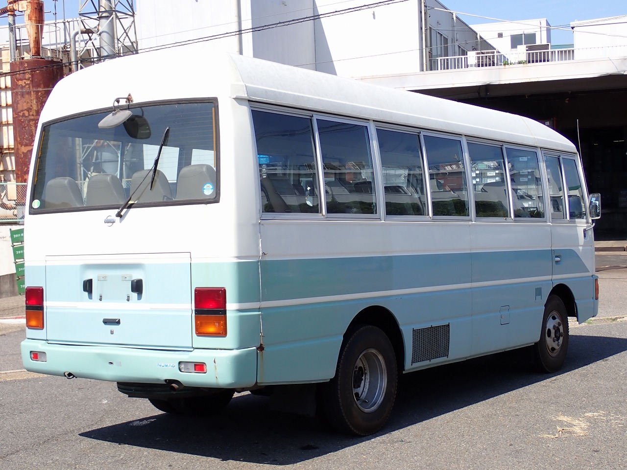 NISSAN Caravan Bus