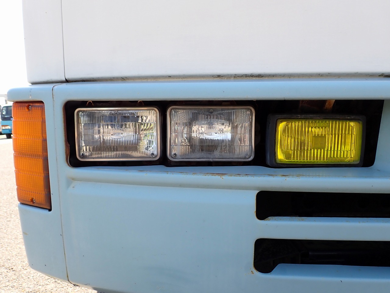 NISSAN Caravan Bus