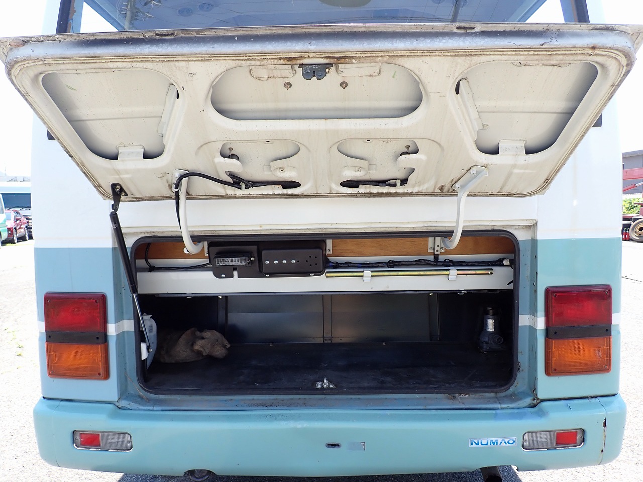 NISSAN Caravan Bus