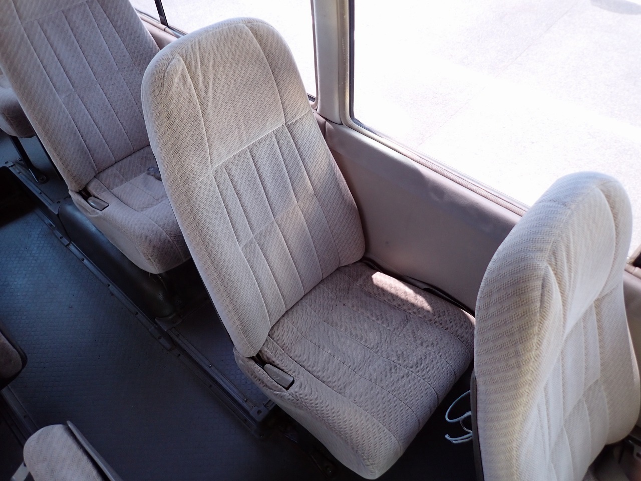 TOYOTA Coaster