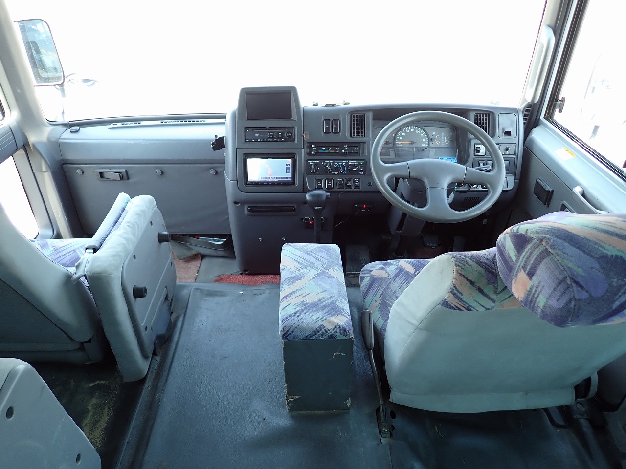NISSAN Civilian Bus