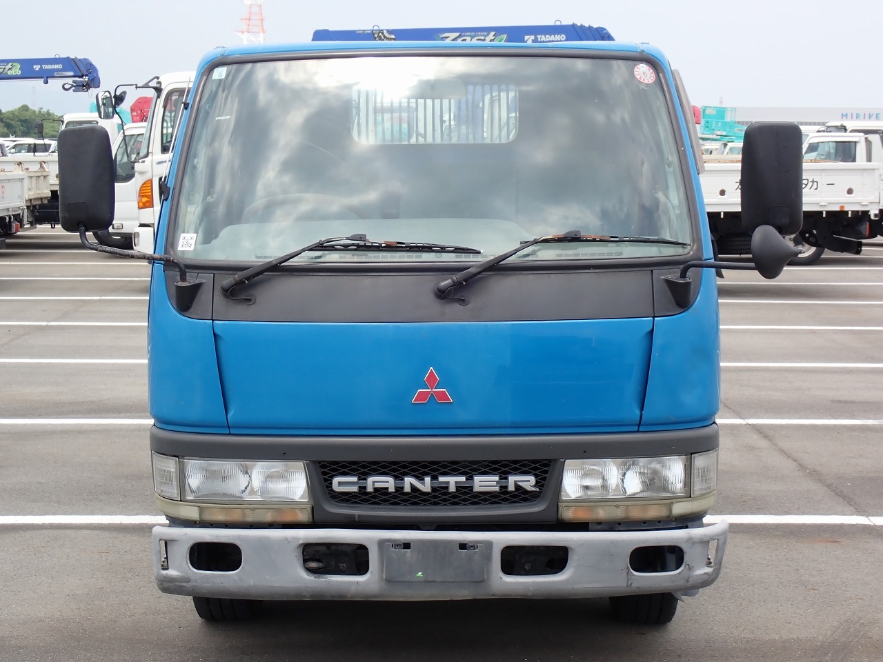 MITSUBISHI Canter