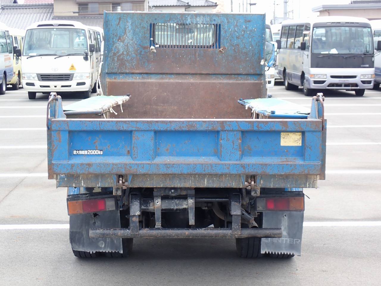 MITSUBISHI Canter
