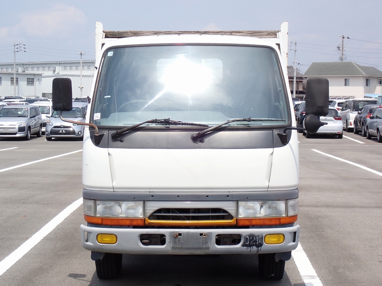 MITSUBISHI Canter