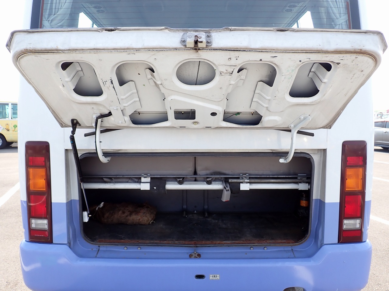 NISSAN Civilian Bus