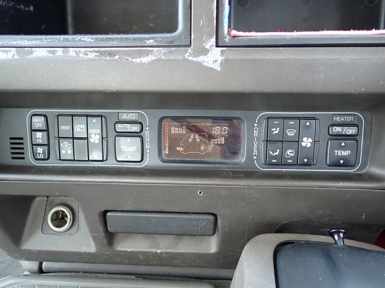 MITSUBISHI Rosa