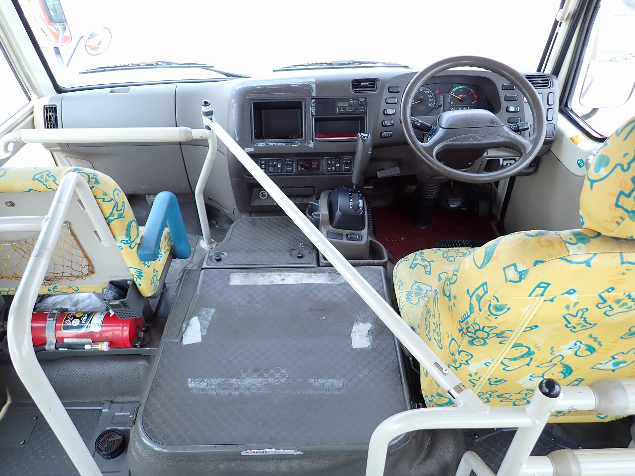 MITSUBISHI Rosa
