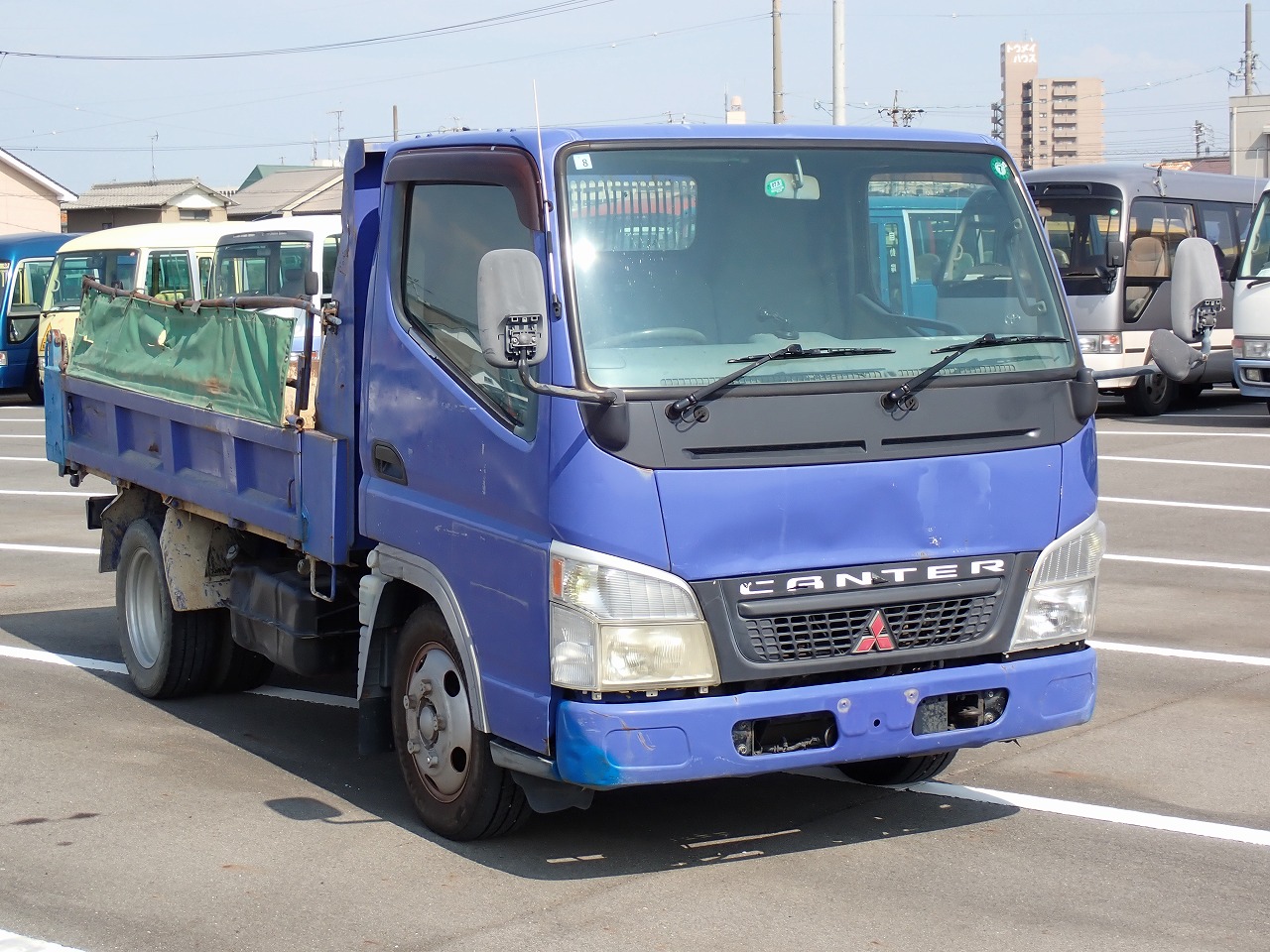 MITSUBISHI Canter