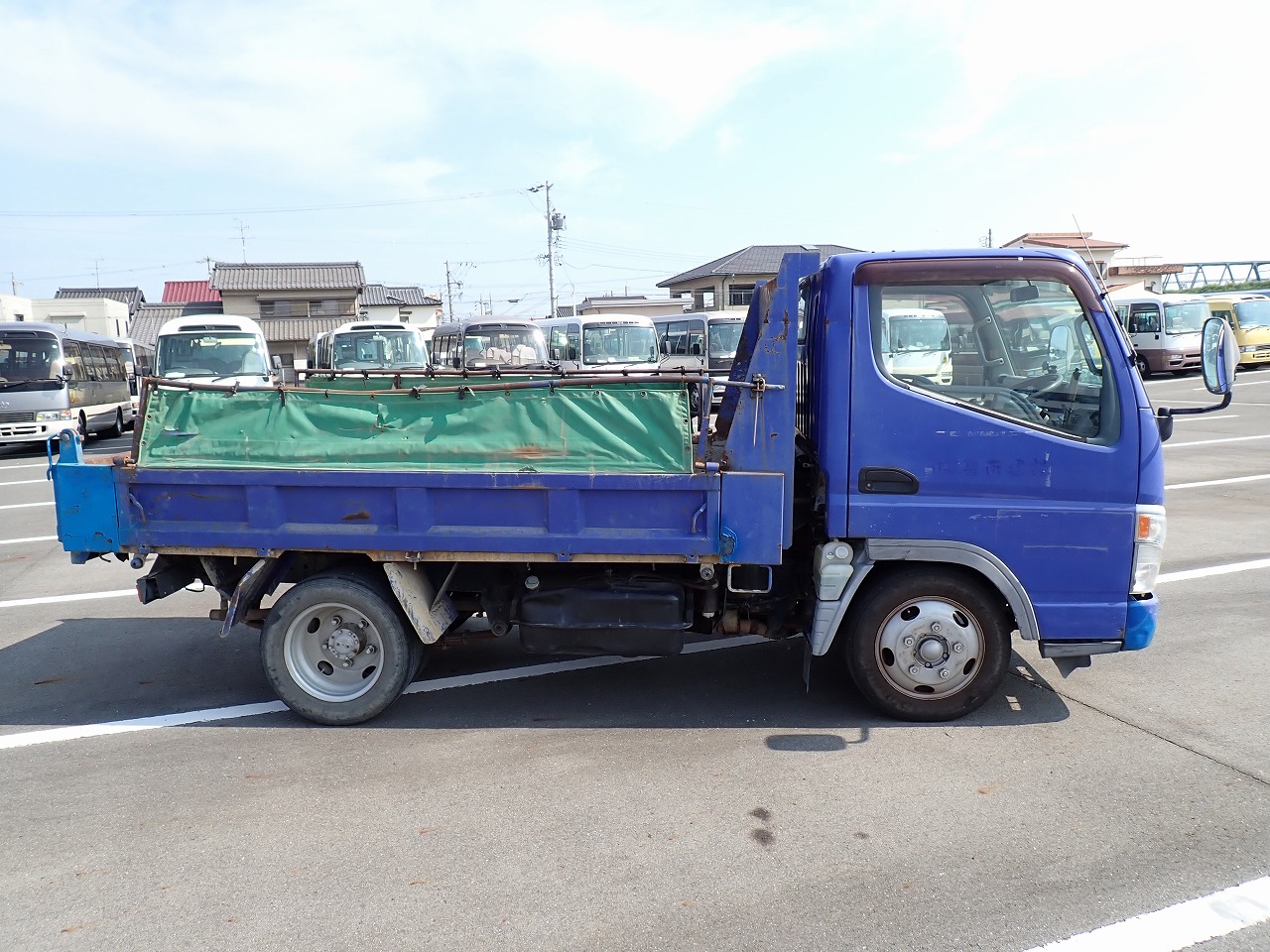 MITSUBISHI Canter