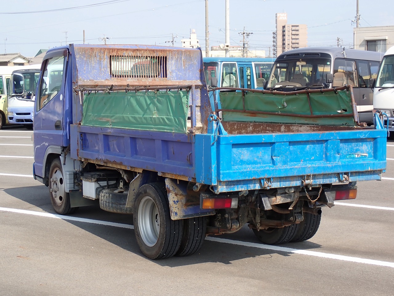 MITSUBISHI Canter