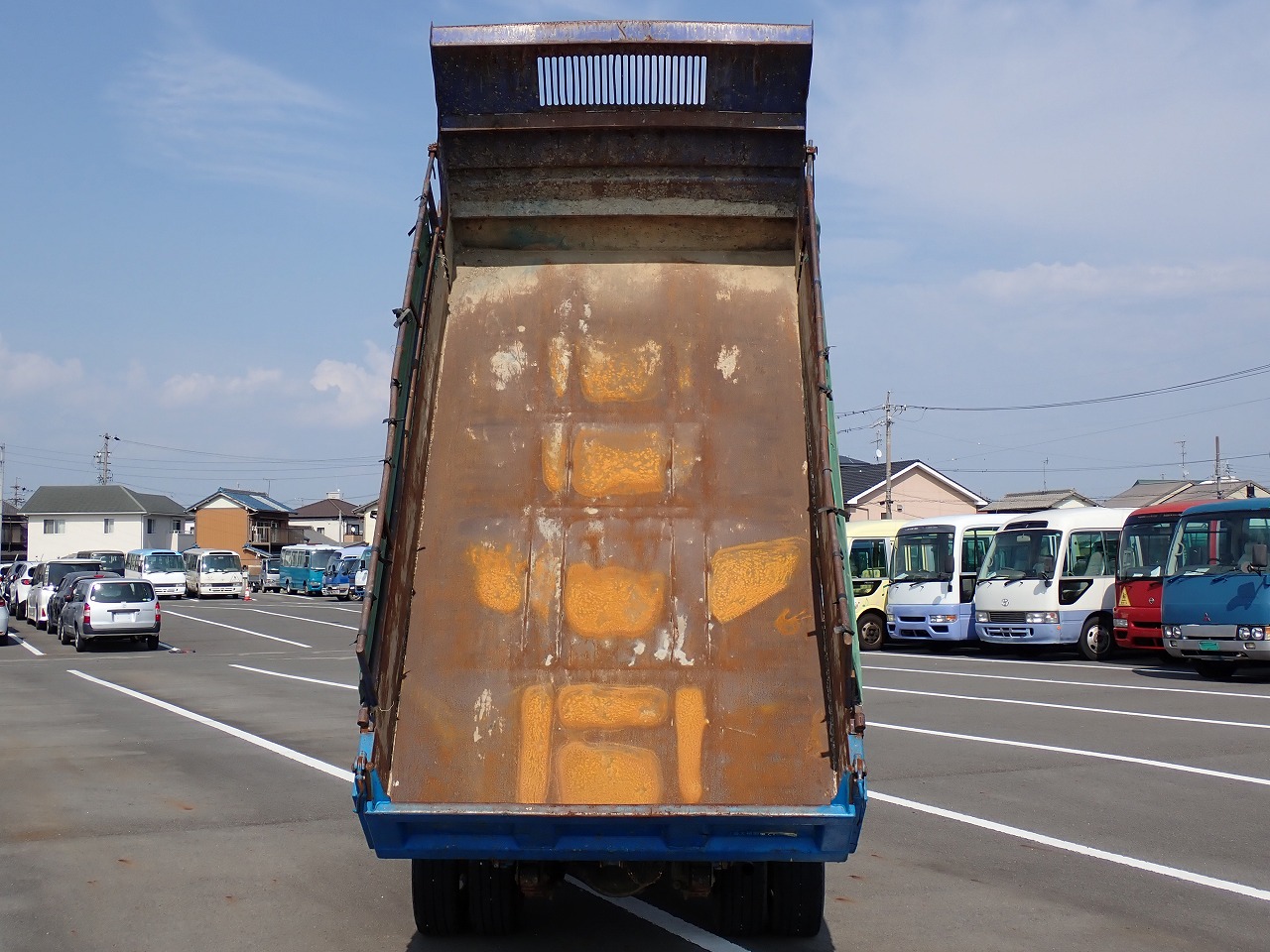 MITSUBISHI Canter