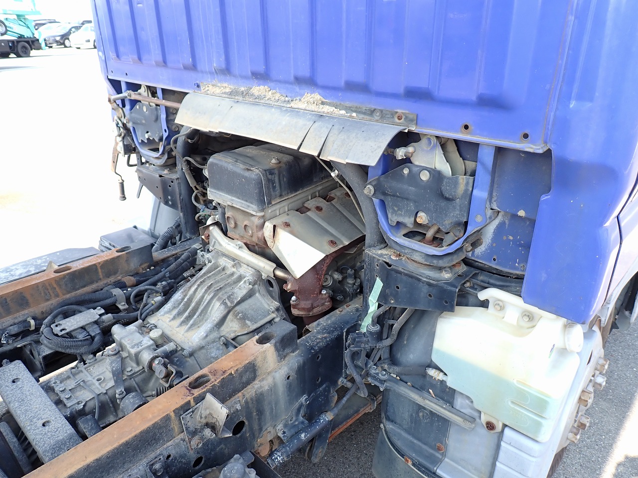 MITSUBISHI Canter