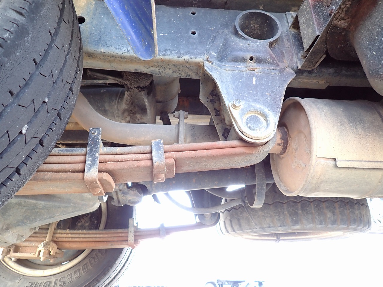 MITSUBISHI Canter