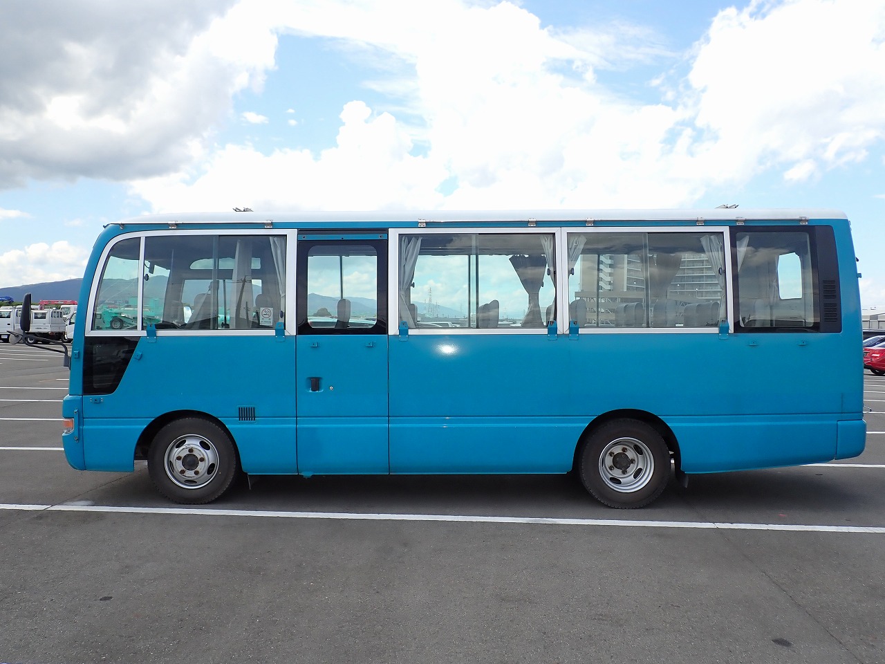 NISSAN Civilian Bus